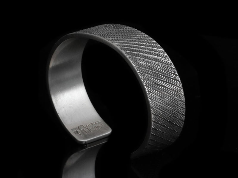 Wriggle Cuff